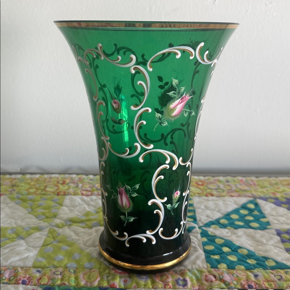 Vintage 1920s Bohemian (Czech) Emerald Green Art Glass, Floral Details, Gold Rim - Picture 2 of 5